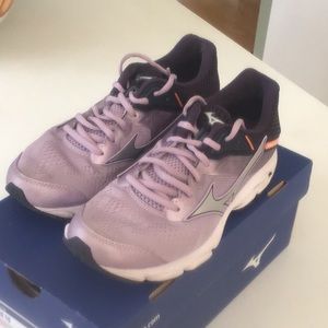 Mizuno Wave Inspire 15
